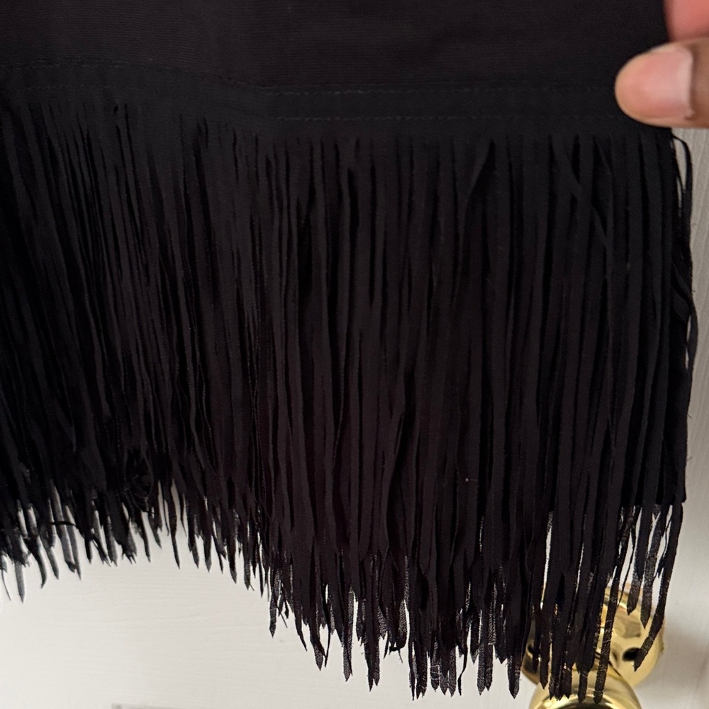 J.Crew Women’s Black Sleeveless Fringe Hem Tank Top Size Large - Picture 5 of 6